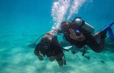 Daily 2 Dives with 4 days Equipment from Hurghada
